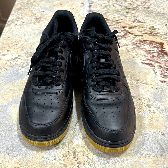 Nike Airforces - Picture 1 of 5